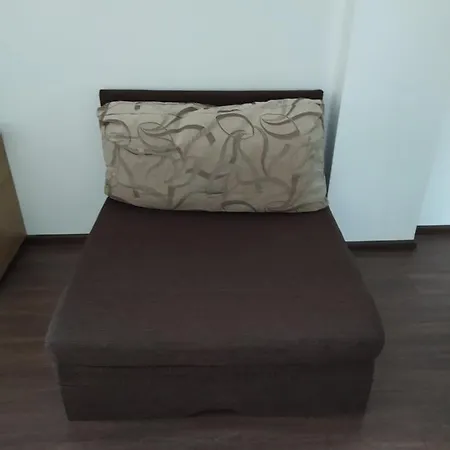 Borov Park 3 Apartamento *